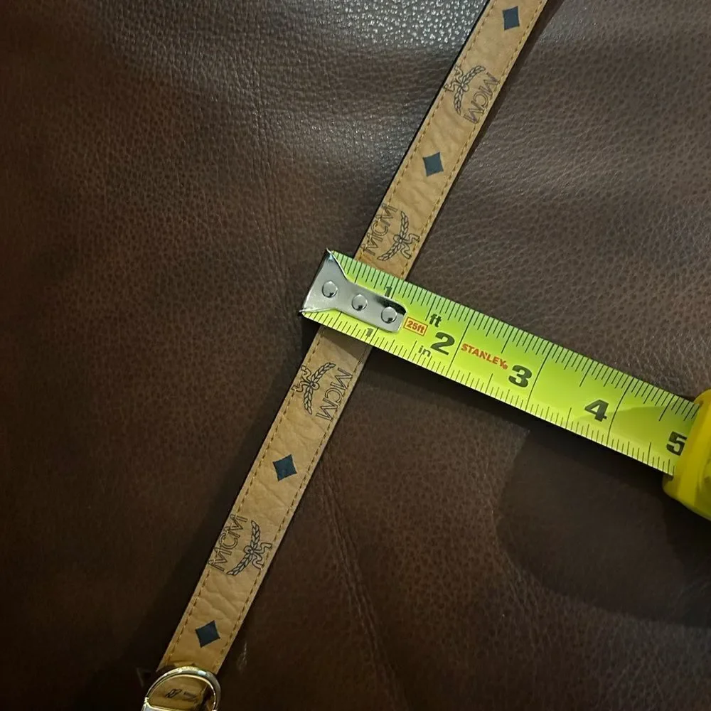 Women’s MCM reversible, leather belt, size 100 cm/medium